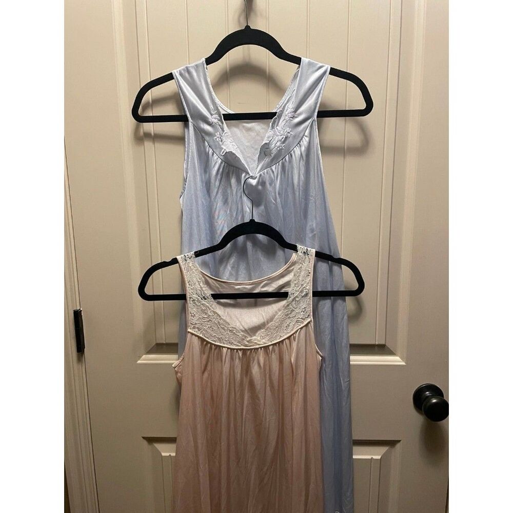 Vintage Lorraine nylon nightgowns purple pink sleeveless size small